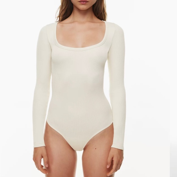 SinchSeamless™ Scoopneck rubbed Longsleeve Bodysuit from Aritzia size small - Picture 1 of 6